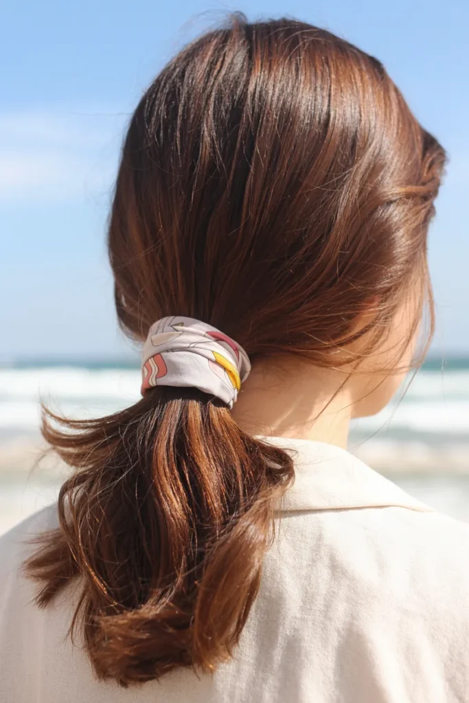 Rolled Scarf Pony