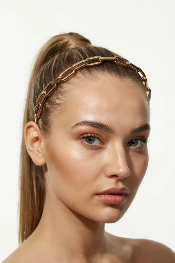 Chain Link Accent