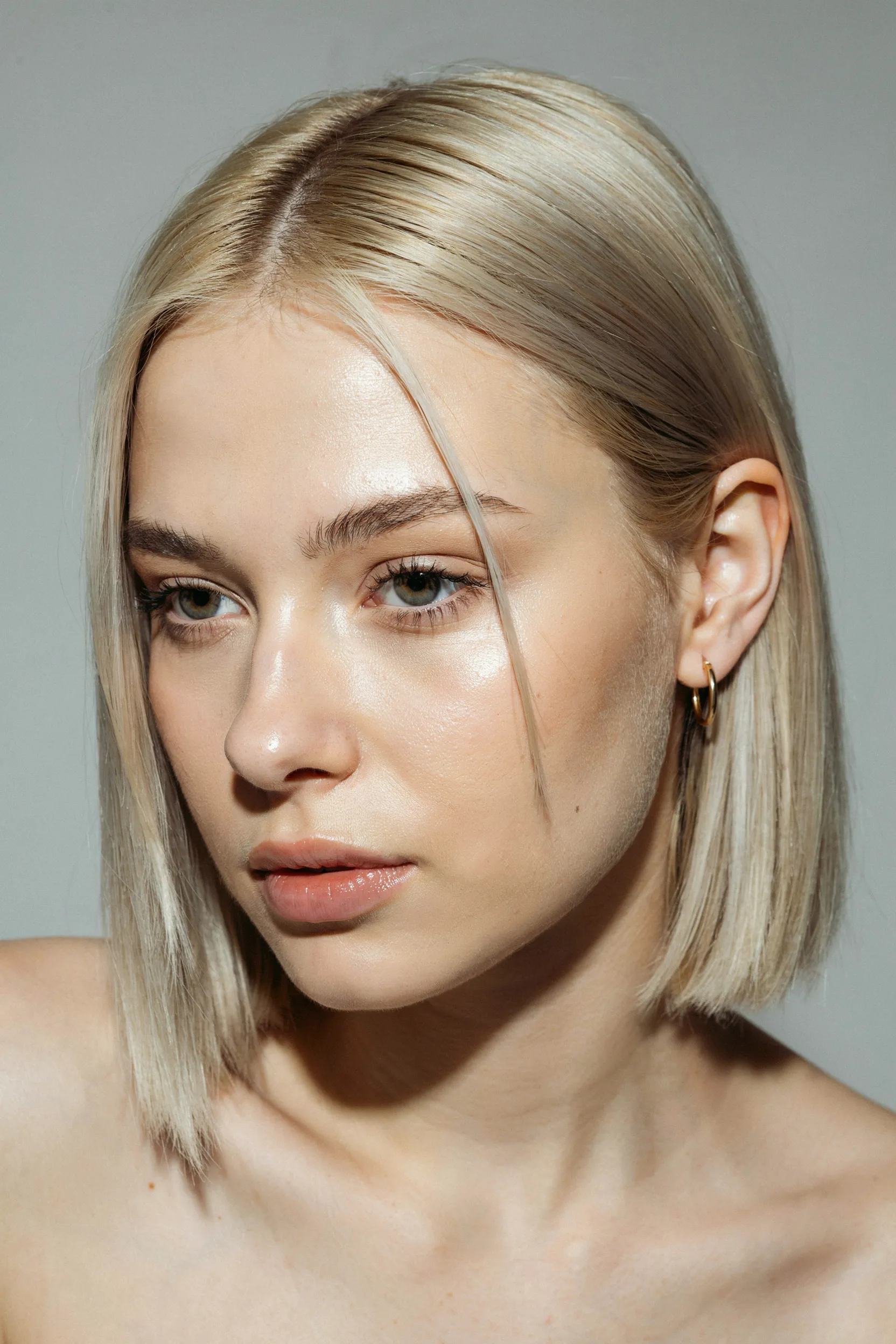 polished deep side part